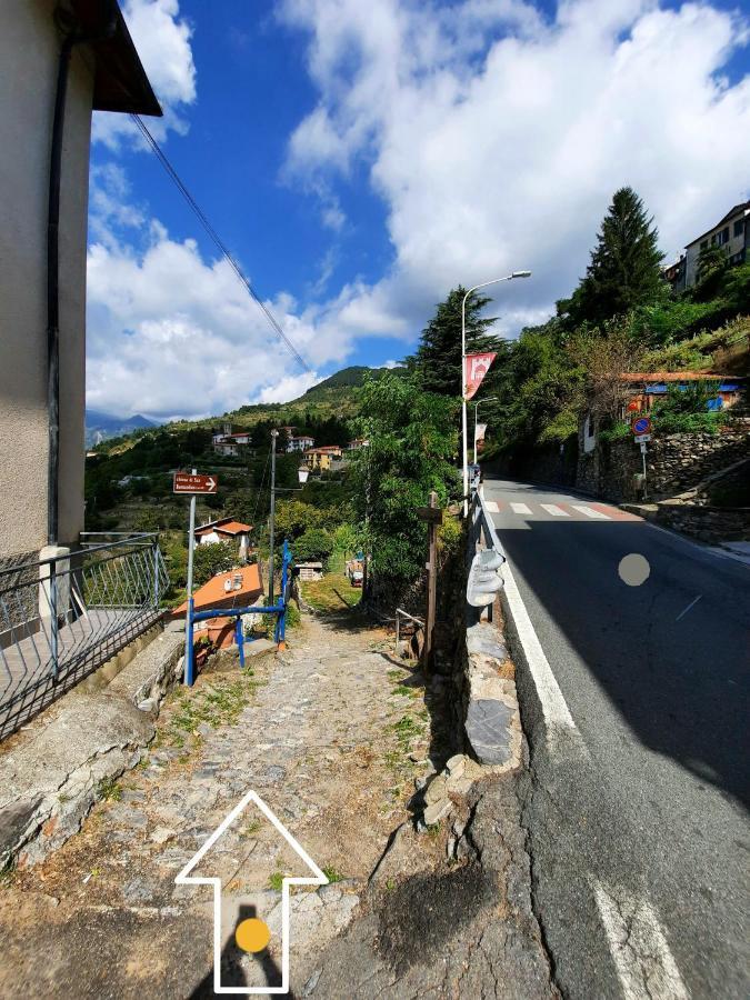Casa Vacanze da Oscar Villa Triora Esterno foto