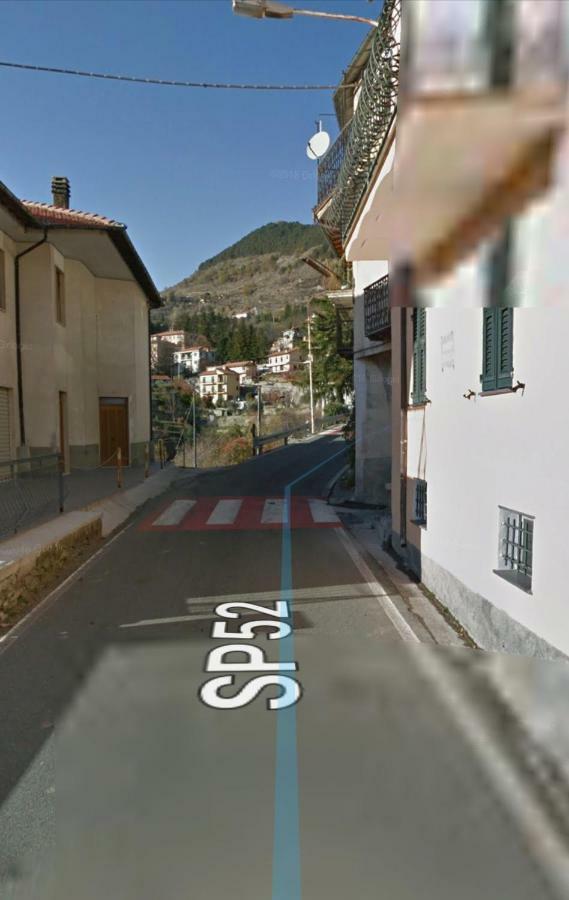 Casa Vacanze da Oscar Villa Triora Esterno foto